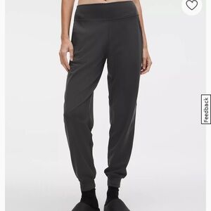 Lululemon align joggers 28” size 6